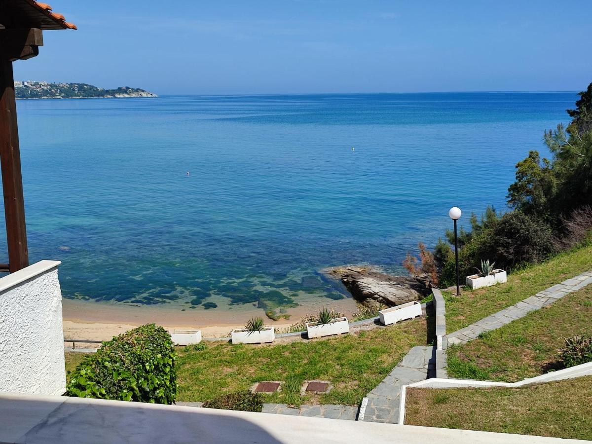 Beach House Emme Palaiontsiflikion Exterior foto